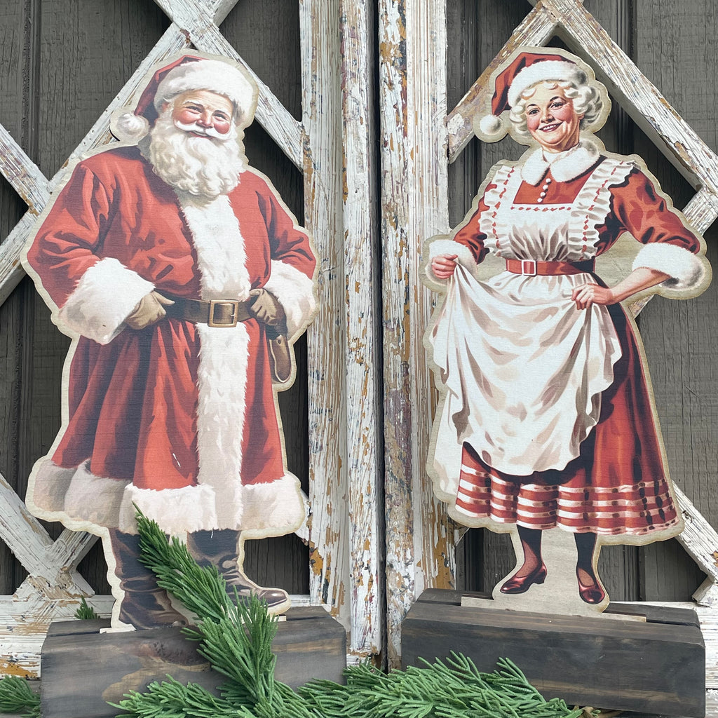 Santa Claus Standing Shelf Sitter/Table Piece