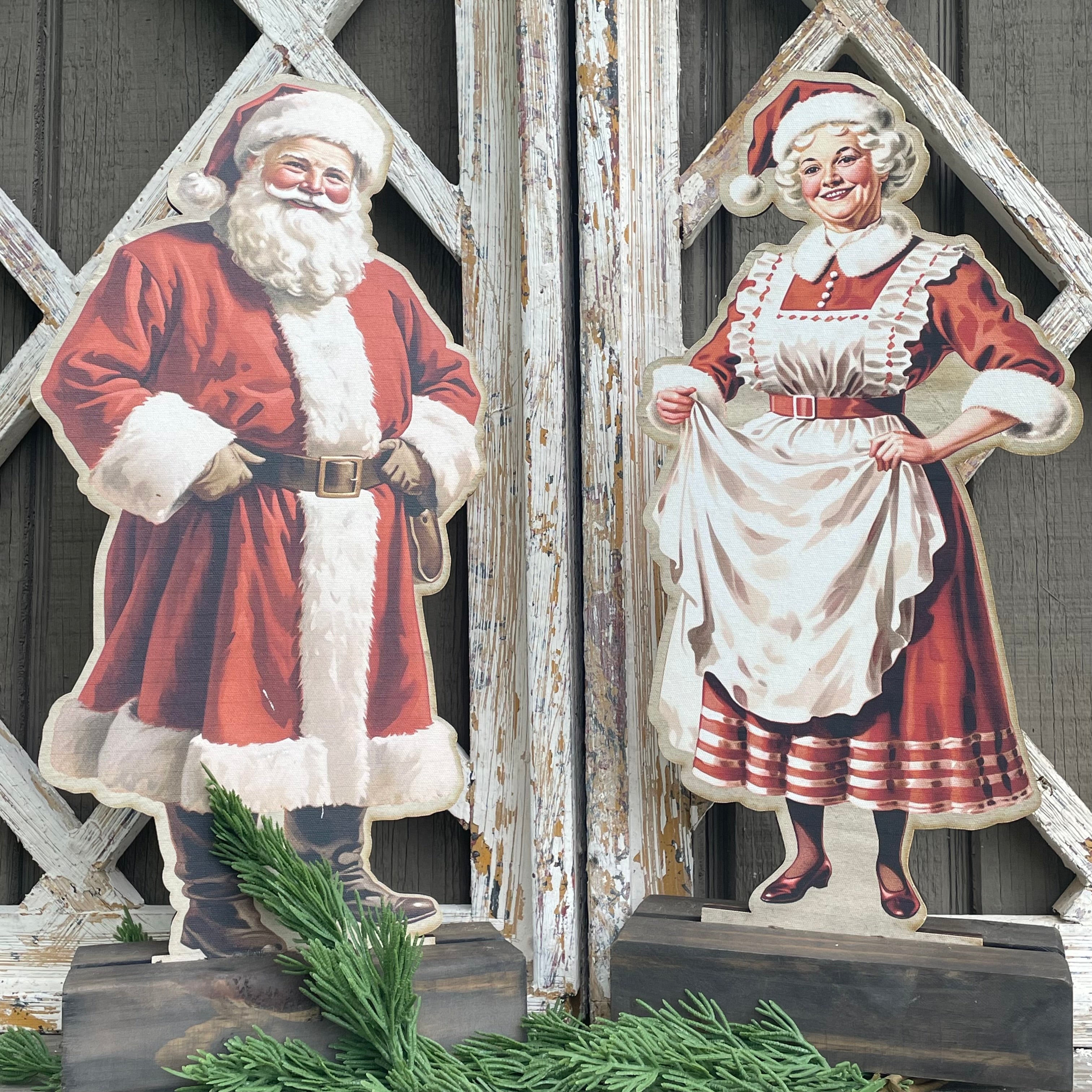Santa Claus Standing Shelf Sitter/Table Piece