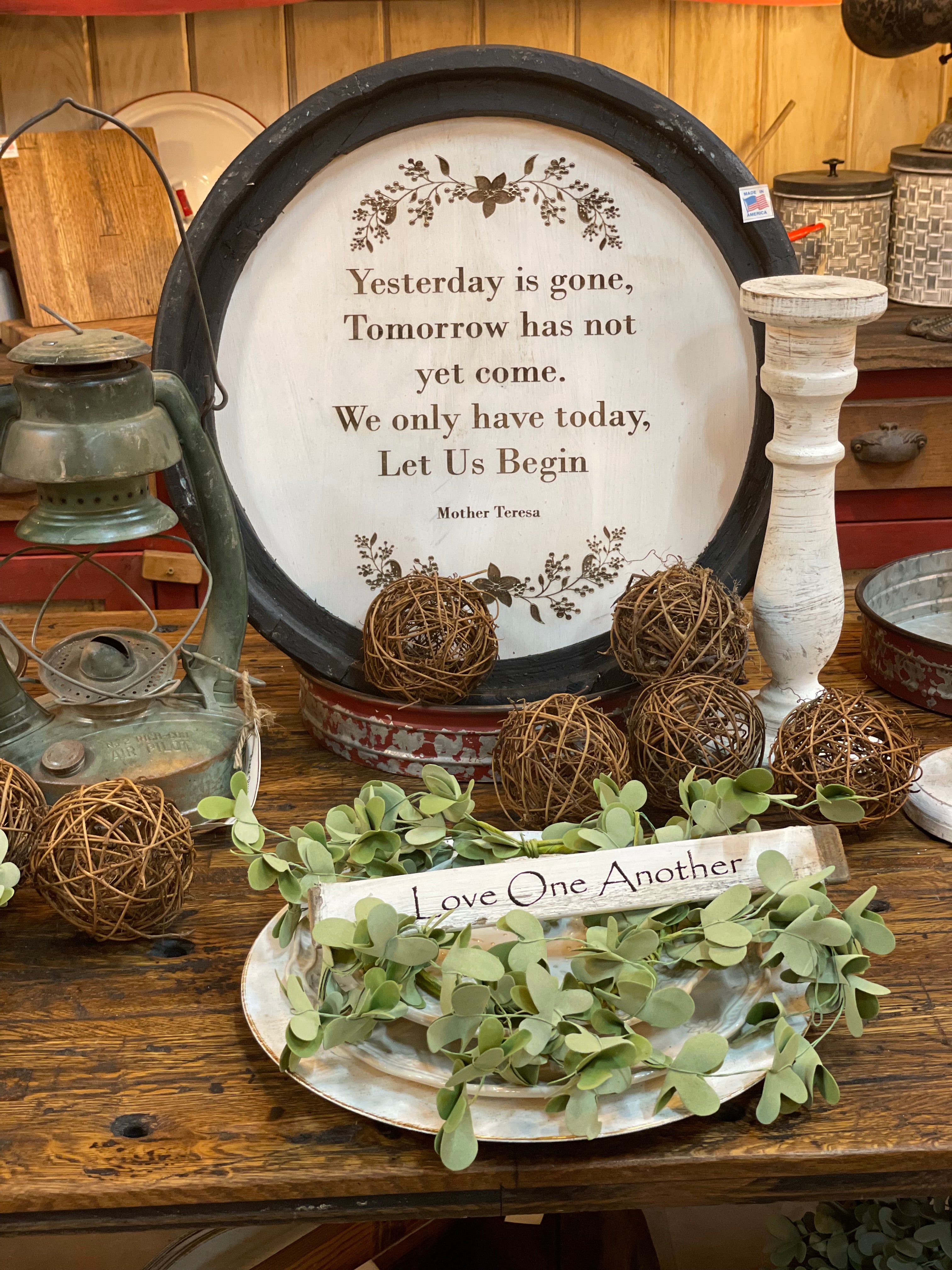 Yesterday is gone Engraved Round