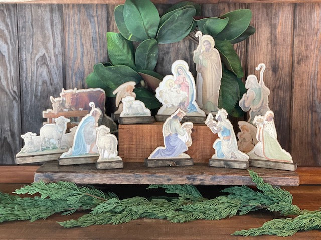 Vintage Inspired Nativity Medium (15 pieces)
