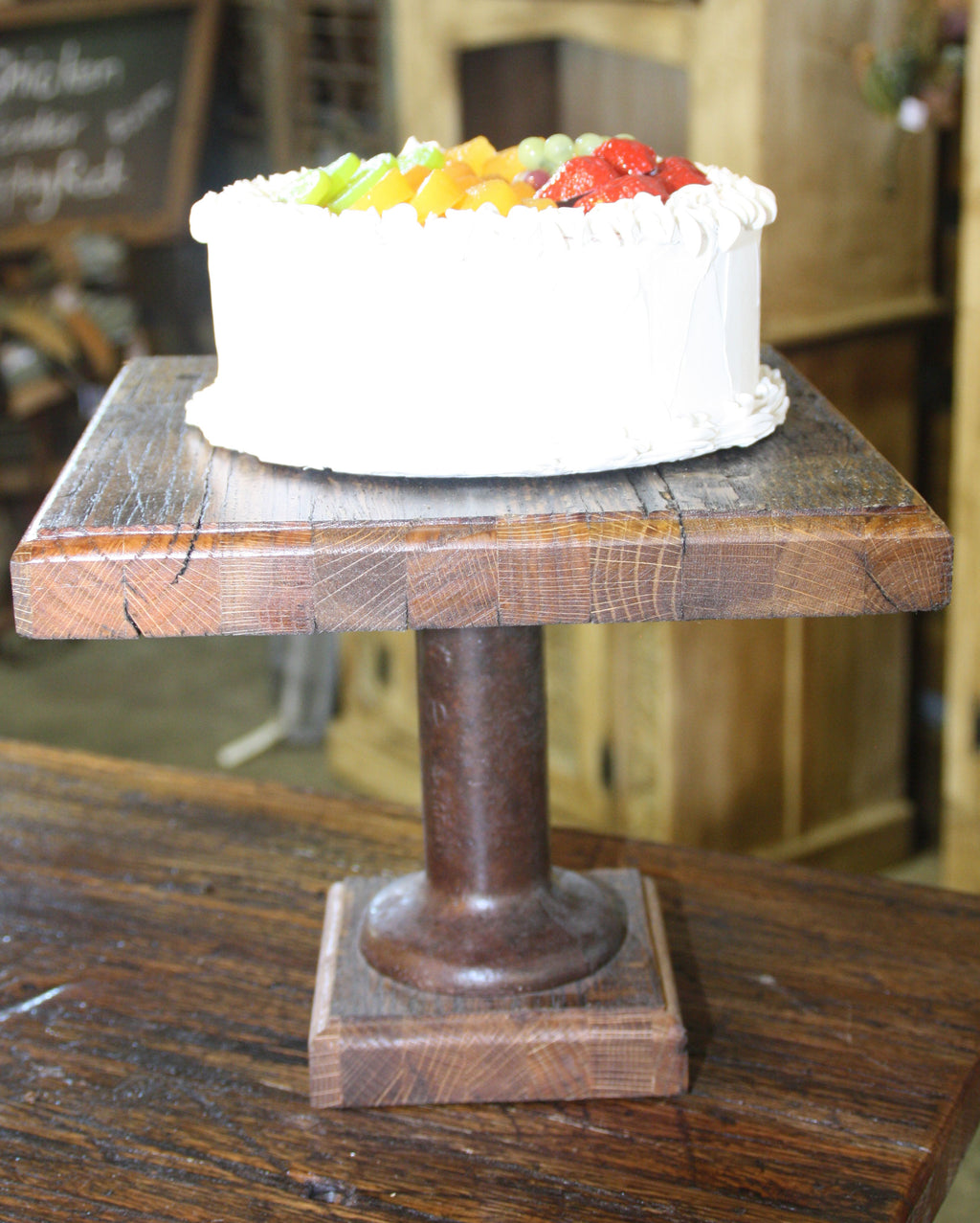 Cargo Floor Cake Plate